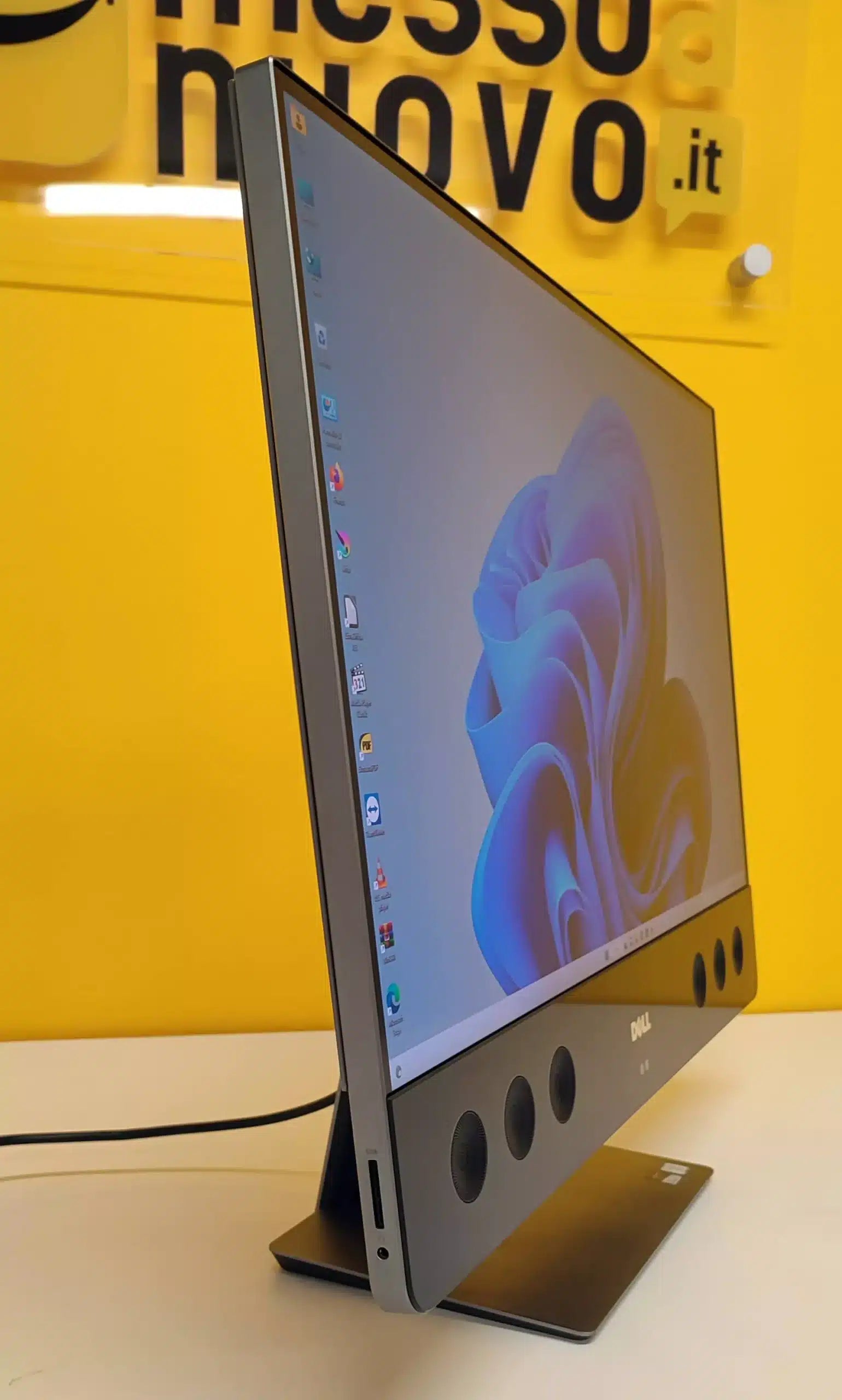 Dell Precision 5720 All In One Dell Precision 5720 All In One